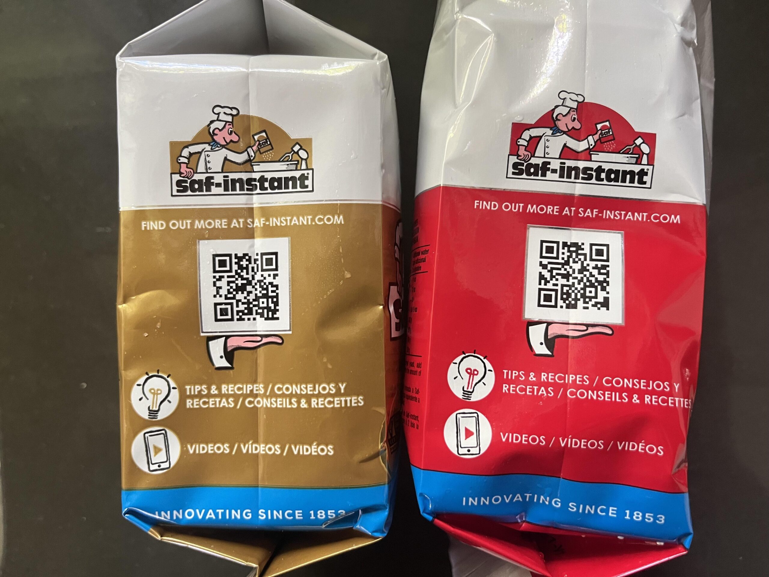  Saf-Instant men đỏ và vàng